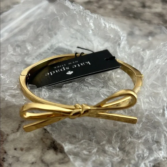 Kate Spade Gold Bow Jewelry Set - Picture 4 of 6